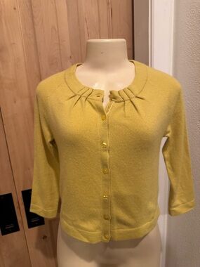 Boden Yellow Women's cropped Crewneck Button cashmere Cardigan Sweater Sz 6